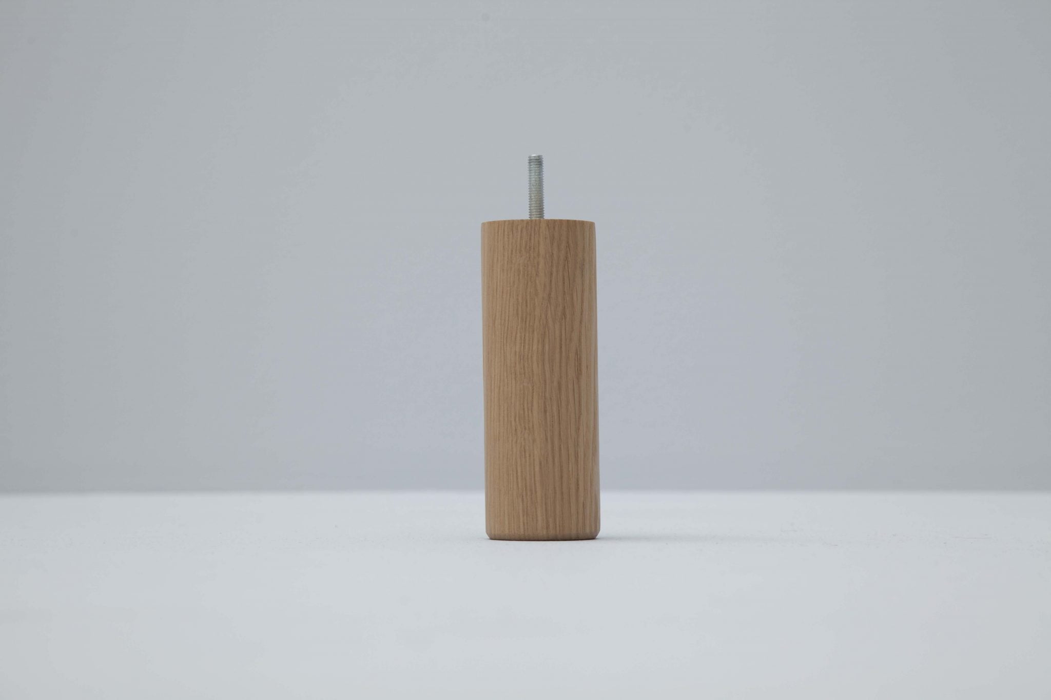 Arena_15cm_lakk-eik_lacquered-oak_cylinder