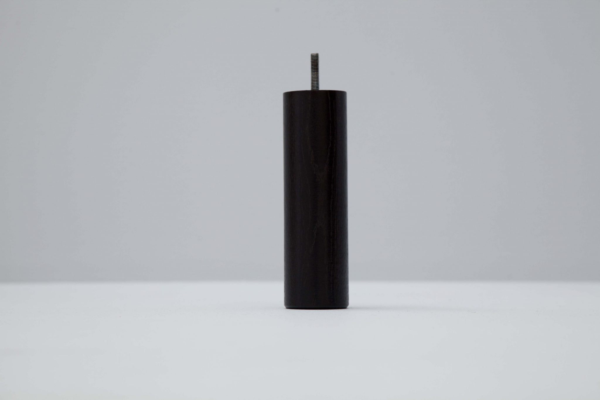 Arena_18cm_sort_black_cylinder