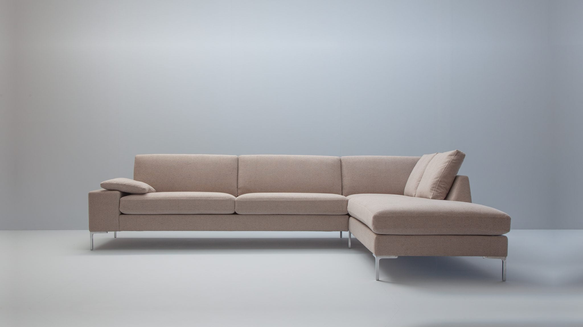 Krosby_Landscape_Arena-24arm_BigChaiselounge-304_FleckHessian-2